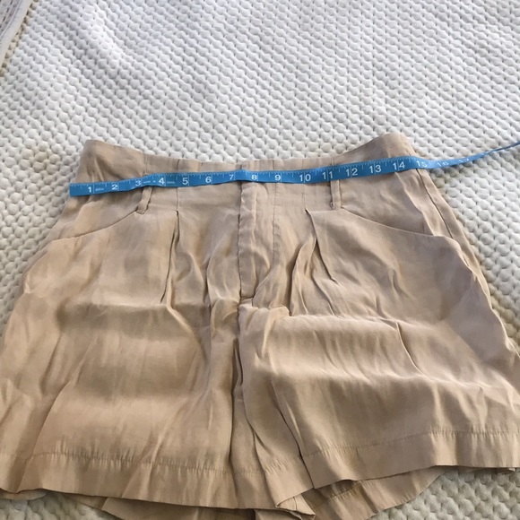 Zara Pocket Shorts in Light Camel Medium - Picture 8 of 10